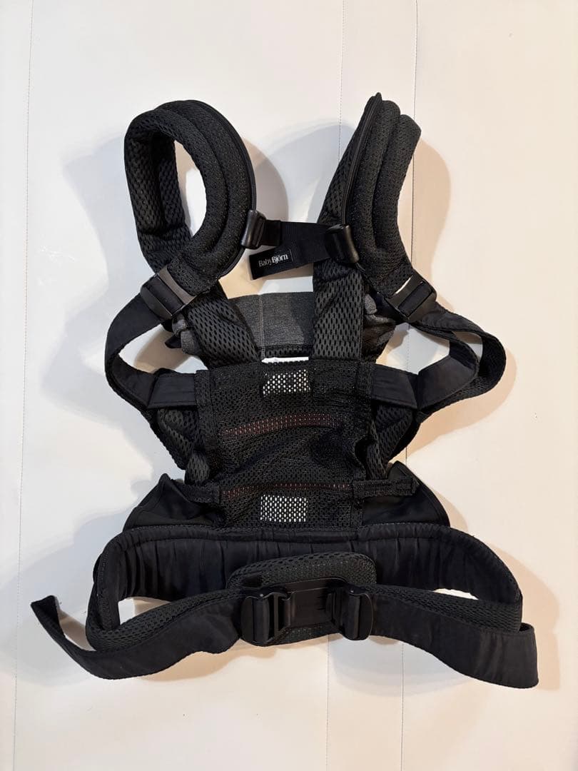 2025年1月購入 ベビービョルン ベビーキャリア ハーモニー ブラック