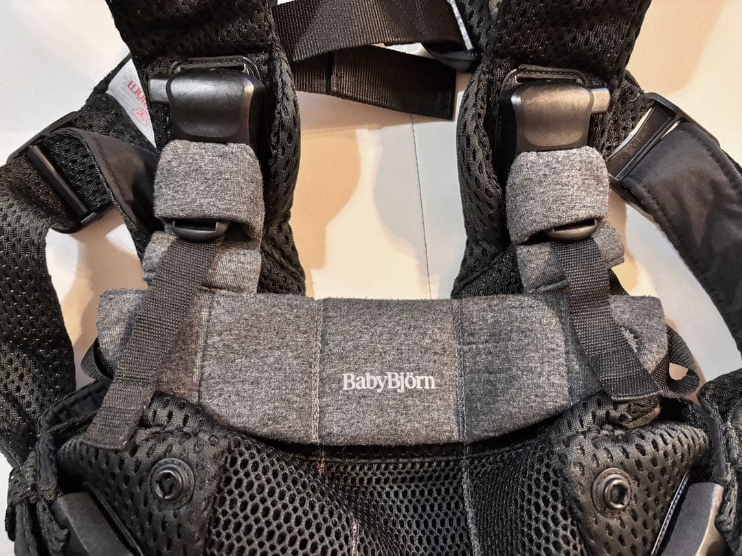 2025年1月購入 ベビービョルン ベビーキャリア ハーモニー ブラック