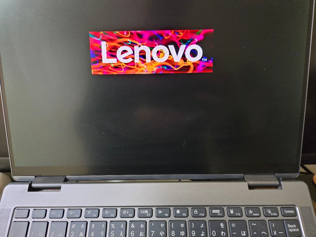 美品Lenovo Yoga 770 有機EL 2-in-1AMD Ryzen 7