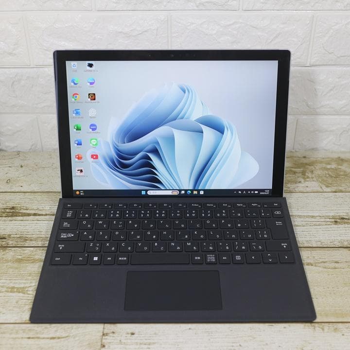 surface pro7+ 11世代 i5 タッチパネル Office2024
