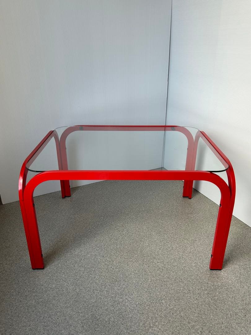 アイアンフレーム ガラステーブル レトロ ポストモダン　ヴィンテージ　ポップ　赤