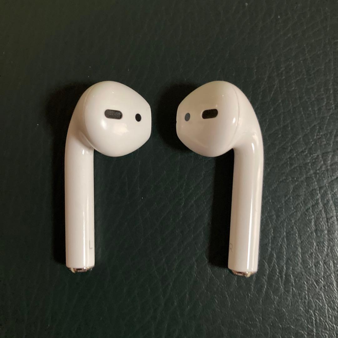 ヘッドホン Apple AirPods MMEF2J/A