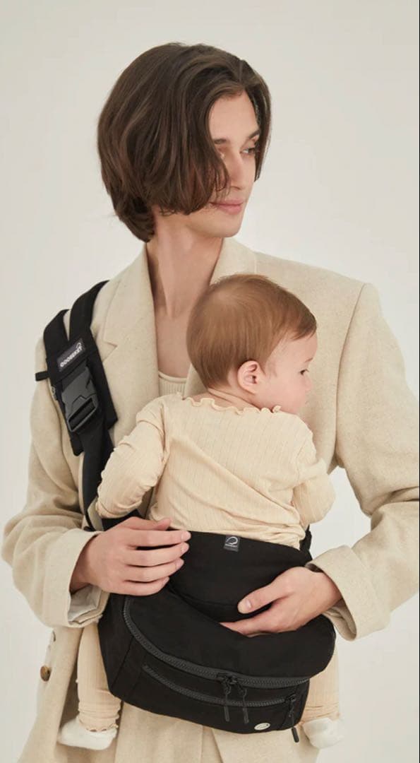 【美品】グスケット365抱っこ紐Plus（抱っこ紐+バッグ）ブラック