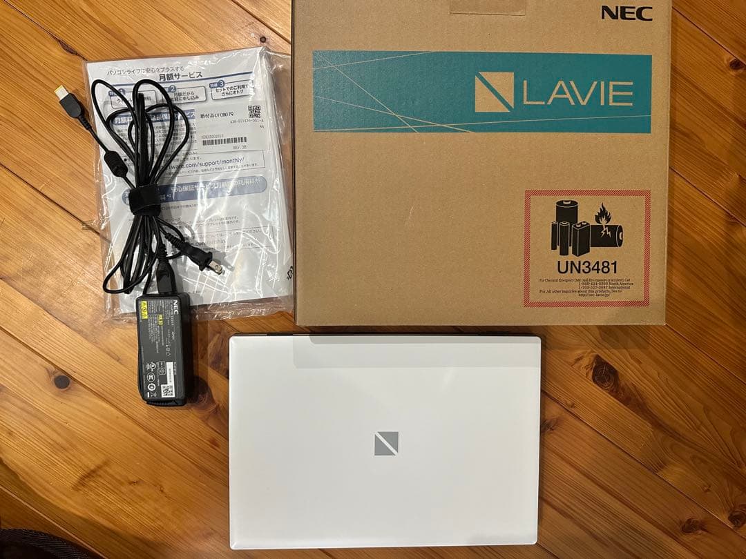 Windowsノート本体 Core i7 16GB NEC LAVIE SSD2TB Win11