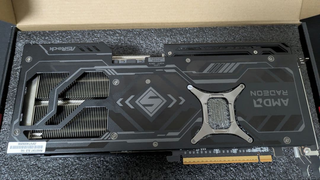 ASRock RX 9700 XT グラフィックボード 16GB 【美品】