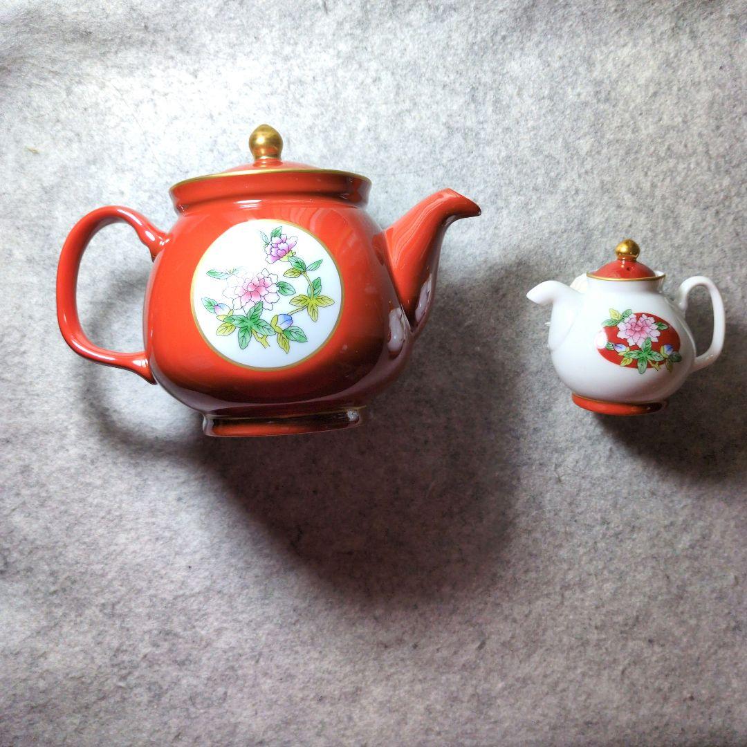 綺麗な花柄　中華　食器　6人用のセット　新品・未使用　綺麗な絵柄