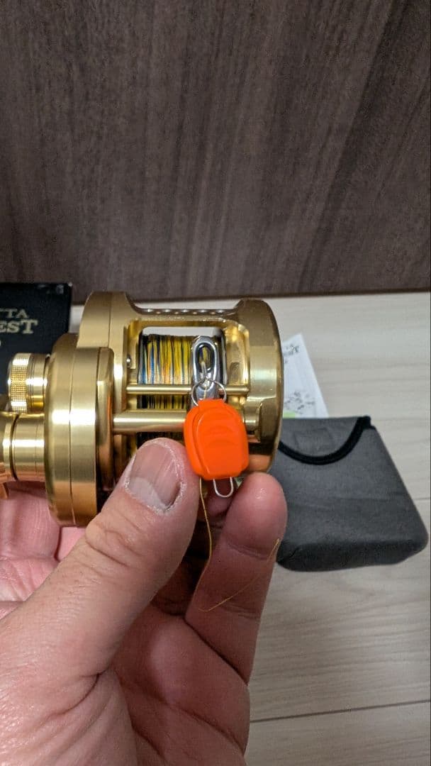 リール SHIMANO14 CALCUTTA CONQUEST 200