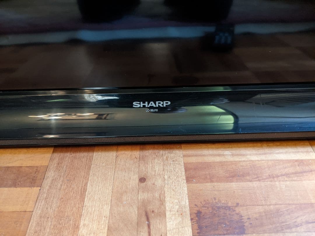 シャープ　液晶テレビ LC-32J10