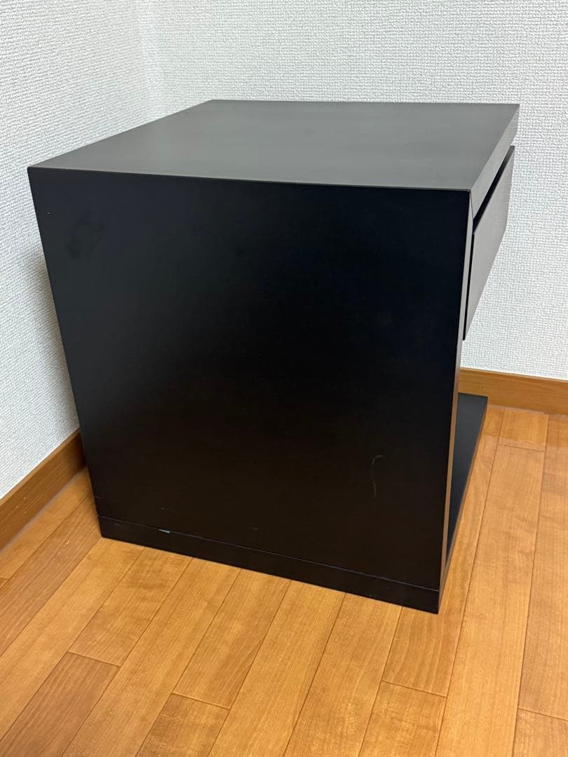 CASSINA IXC カッシーナ イクスシー　ベッドサイドテーブル