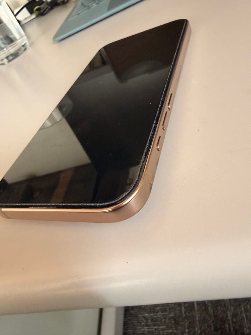 iPhone 16 Pro Max 1TB 美品　デザートチタニウム