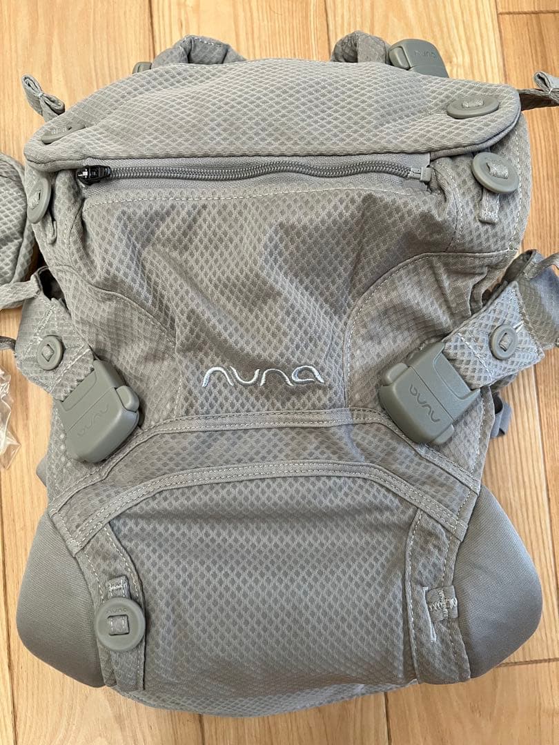 ほぼ新品))NUNA cudl:clik 抱っこ紐 ヘーゼルウッド