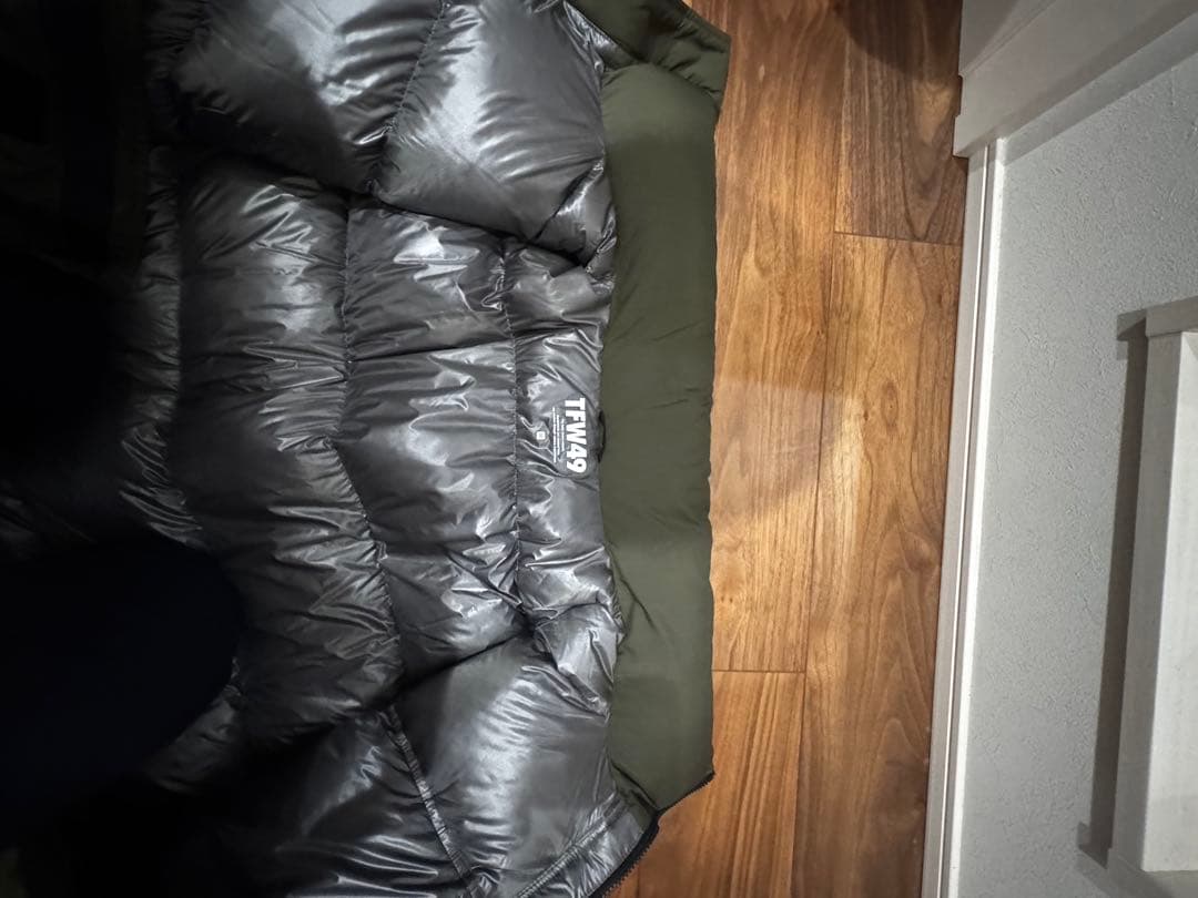 TFW49 モンスターダウンジャケット Mサイズ カーキ