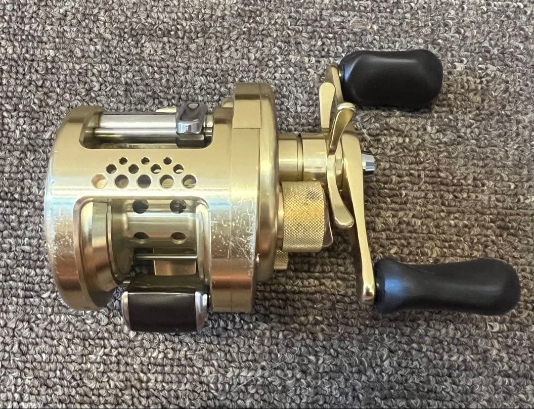 シマノ SHIMANO 00 カルカッタ コンクエスト200