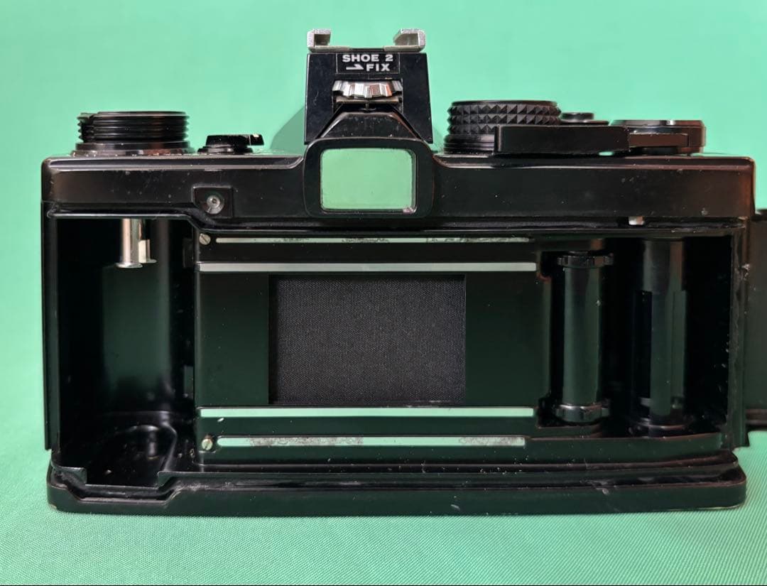 ★ OLYMPUS OM-2 BLACK + 標準レンズ 50mm F1.4