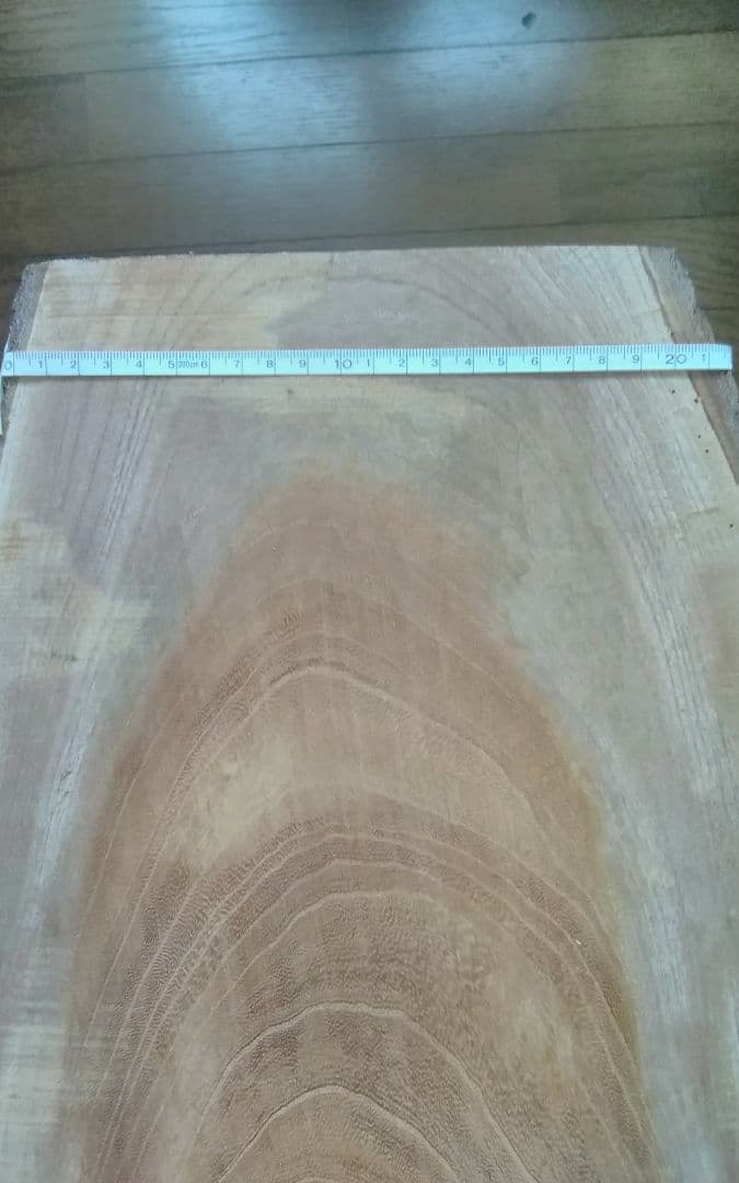 椋の木（ムクノキ）の板（ご希望が有ればお値段提示してみて下さい。）