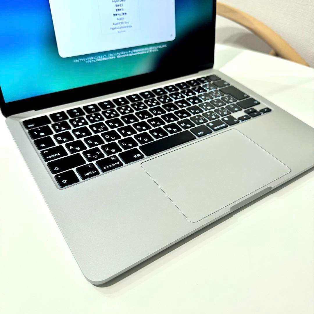 極美品 MacBook Air M3 13インチ 8GB/256GB シルバー
