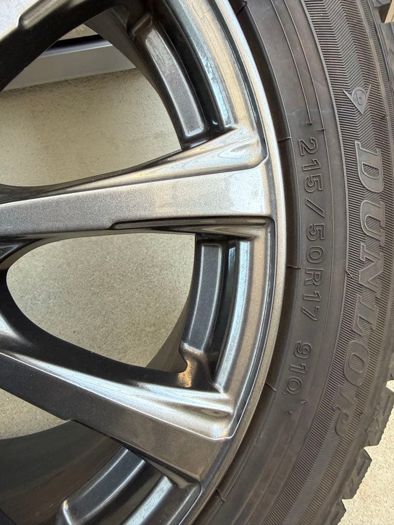スタッドレスとホイールセット⭐︎美品⭐︎DUNLOP 215/50R17