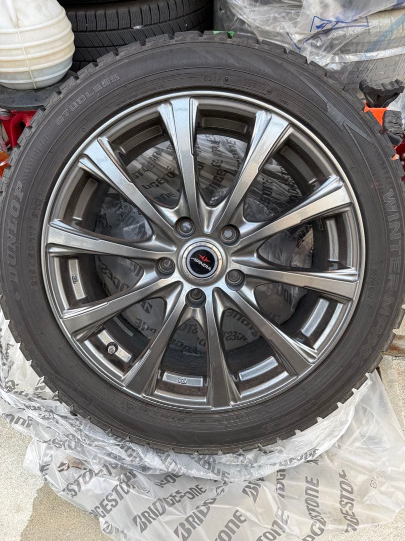 スタッドレスとホイールセット⭐︎美品⭐︎DUNLOP 215/50R17