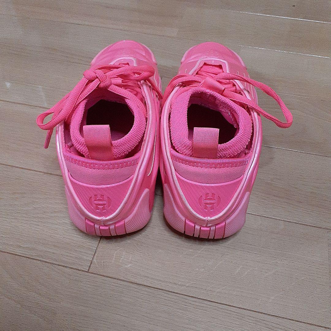 ピンク ハイカット スポーツシューズ