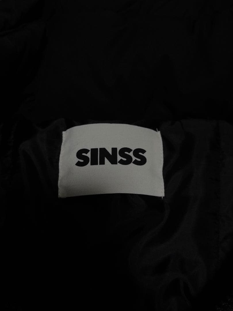 【SINSS】 ショートパフジャケット Lサイズ