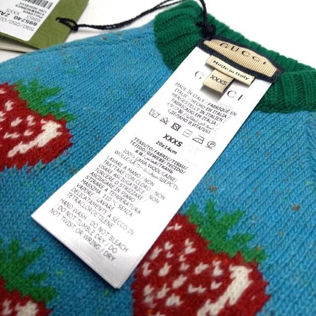 未使用 グッチ 犬 猫 ペット 洋服 イチゴ 695740 セーター 小型用