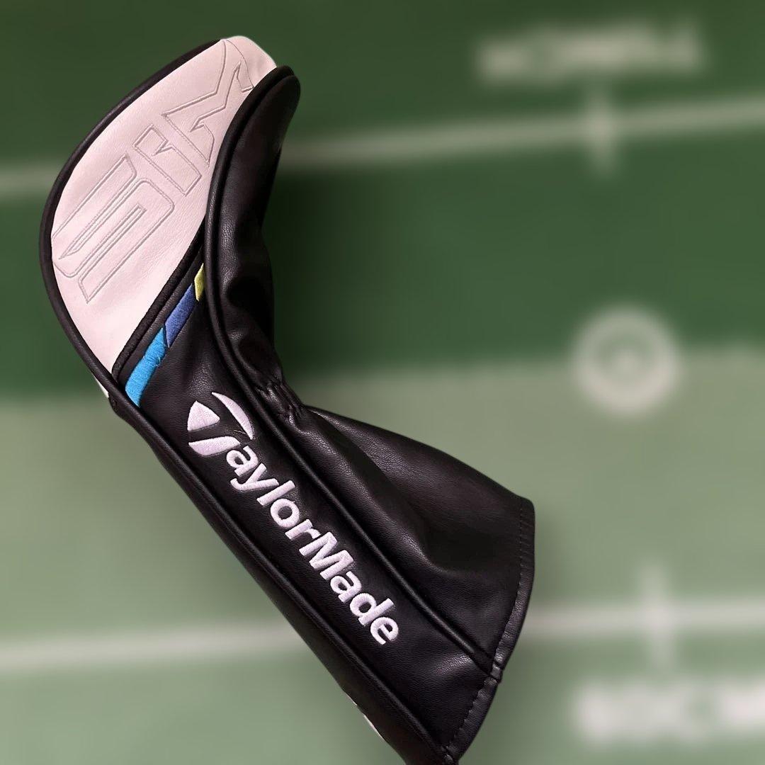 TaylorMade SIM2 ドライバー 10.5度ヘッドと純正ヘッドカバー付
