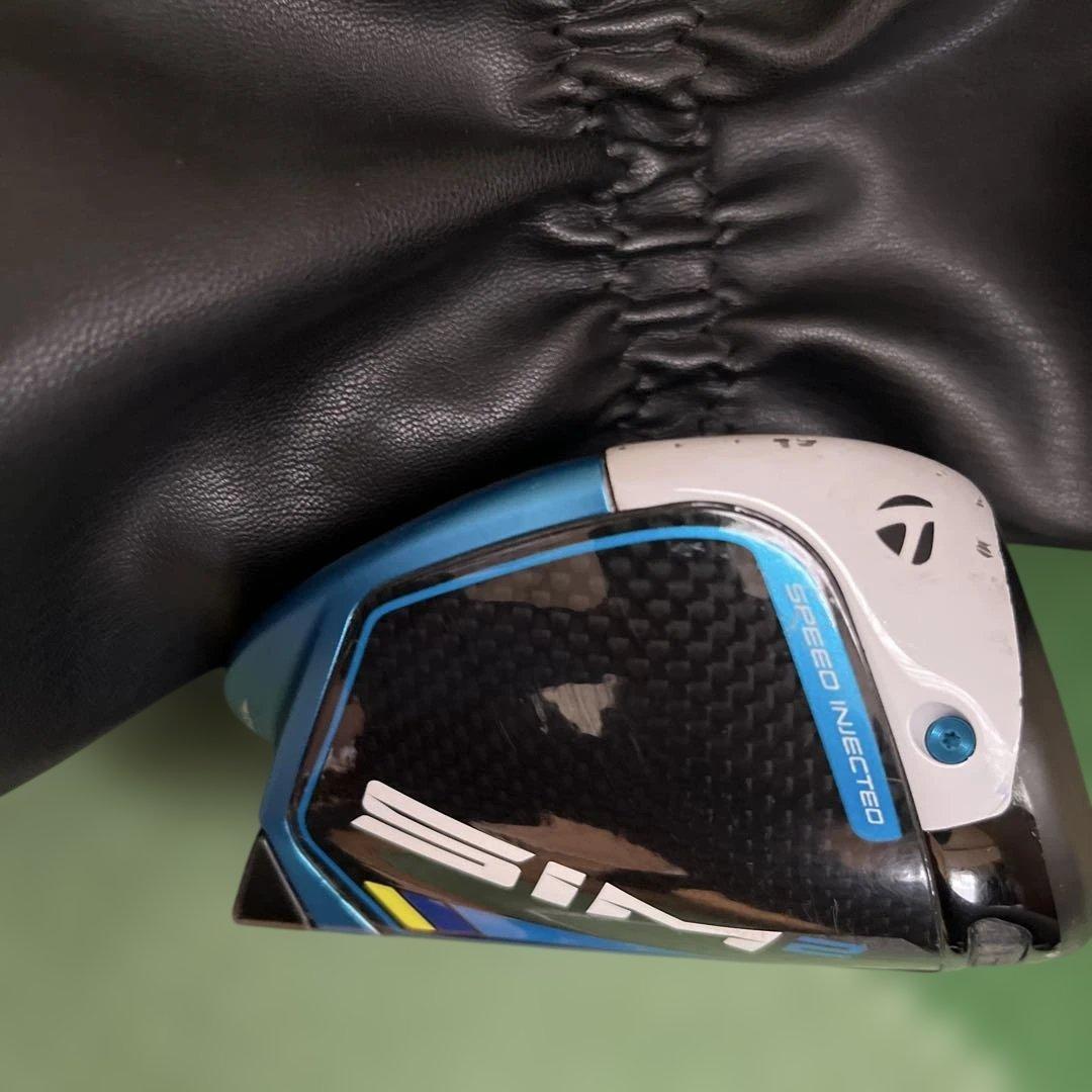 TaylorMade SIM2 ドライバー 10.5度ヘッドと純正ヘッドカバー付