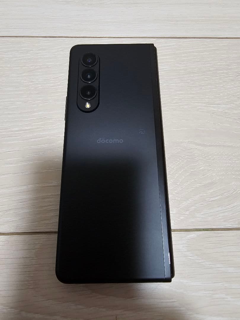 ゾ*ん様 【難有り】Galaxy Z Fold3 5G SC-55B 本体