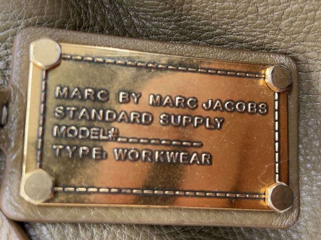 MARC BY MARC JACOBS2WAYバッグ カーキ系 ショルダー付き