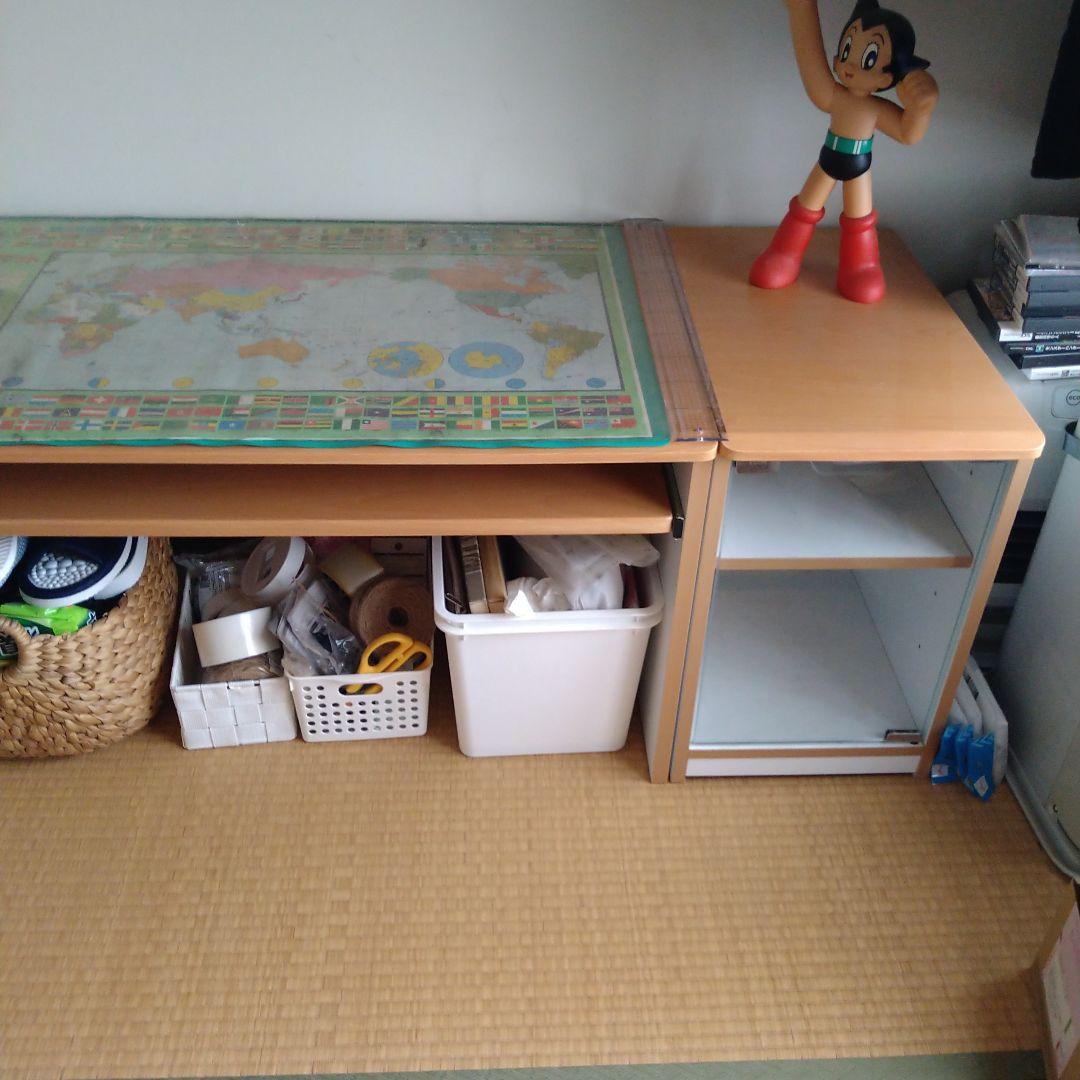 世界地図デザインのパソコンデスク　座卓