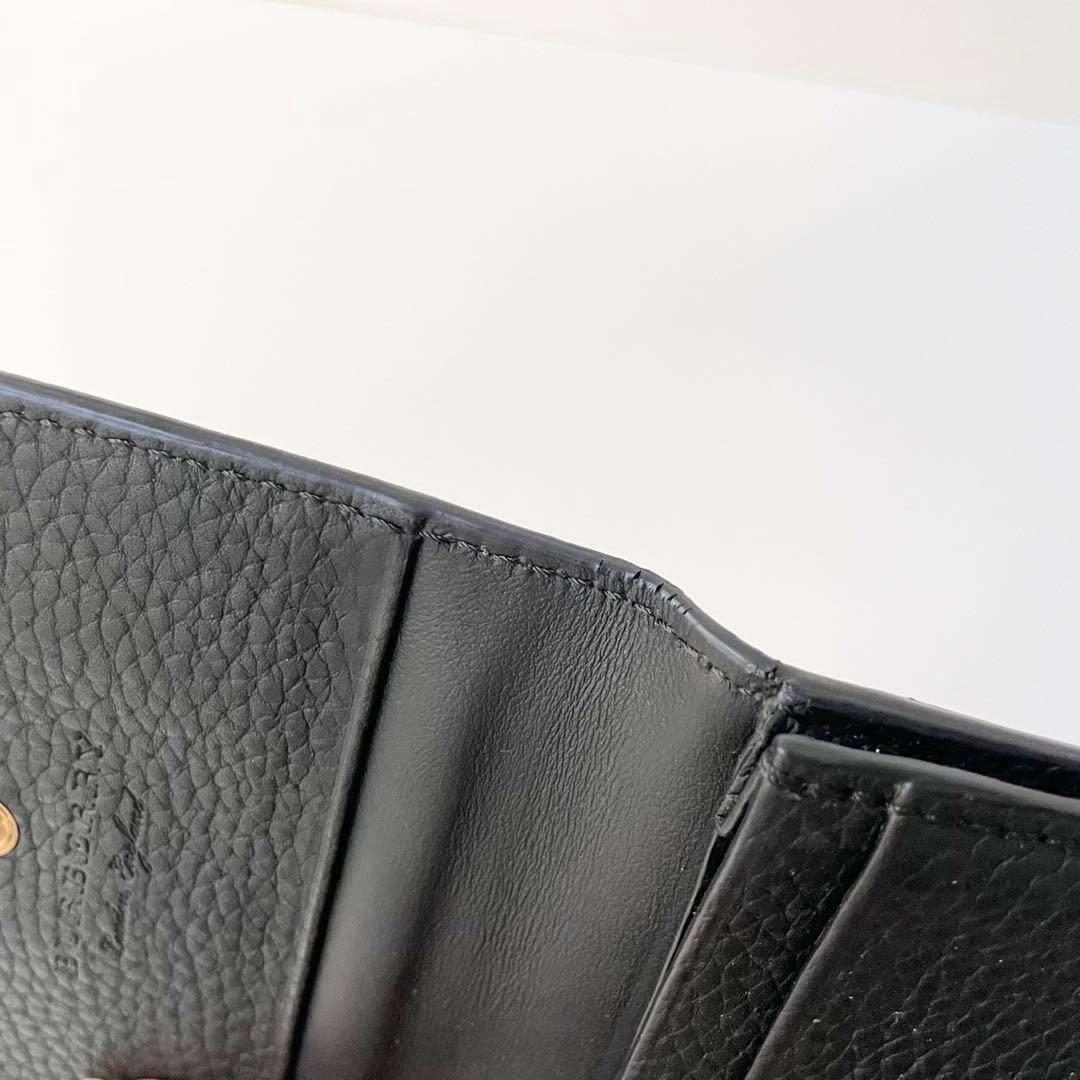 BURBERRY バーバリー カードケース 名刺入れ 型押し ロゴ ほぼ新品