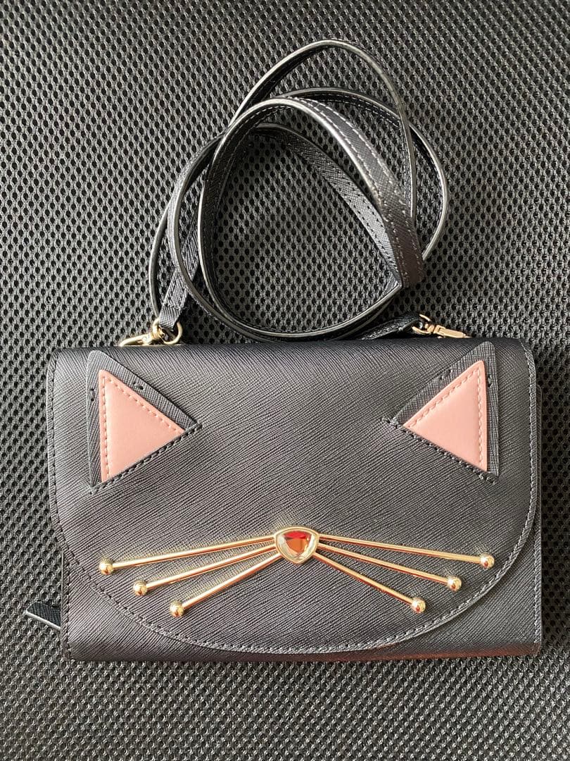 ケイトスペードニューヨーク　ネコ　猫　ウォレットバッグ　ショルダーポーチ