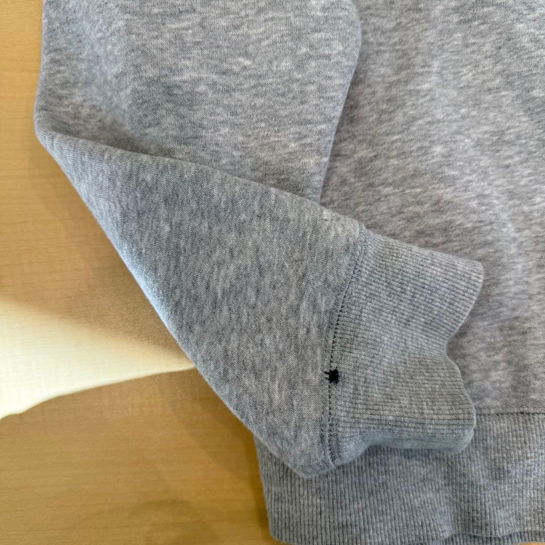 UGG グレー ロゴ トレーナー