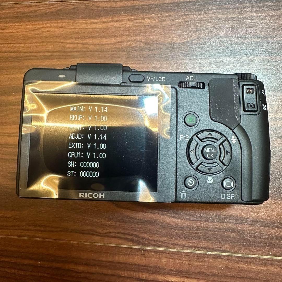 RICOH GX200 デジカメ 新品未使用 2415