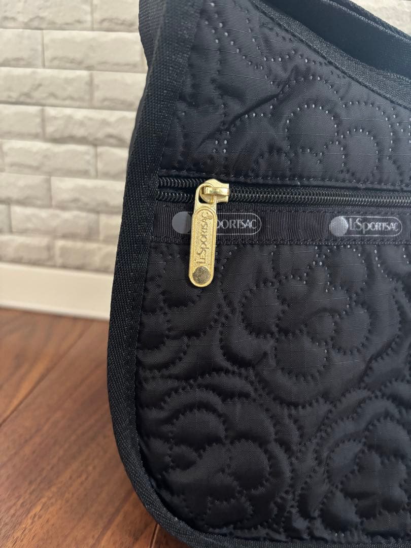 レスポートサック　クラッシックホーボー　パフィーブロッサムズ　ショルダーバッグ