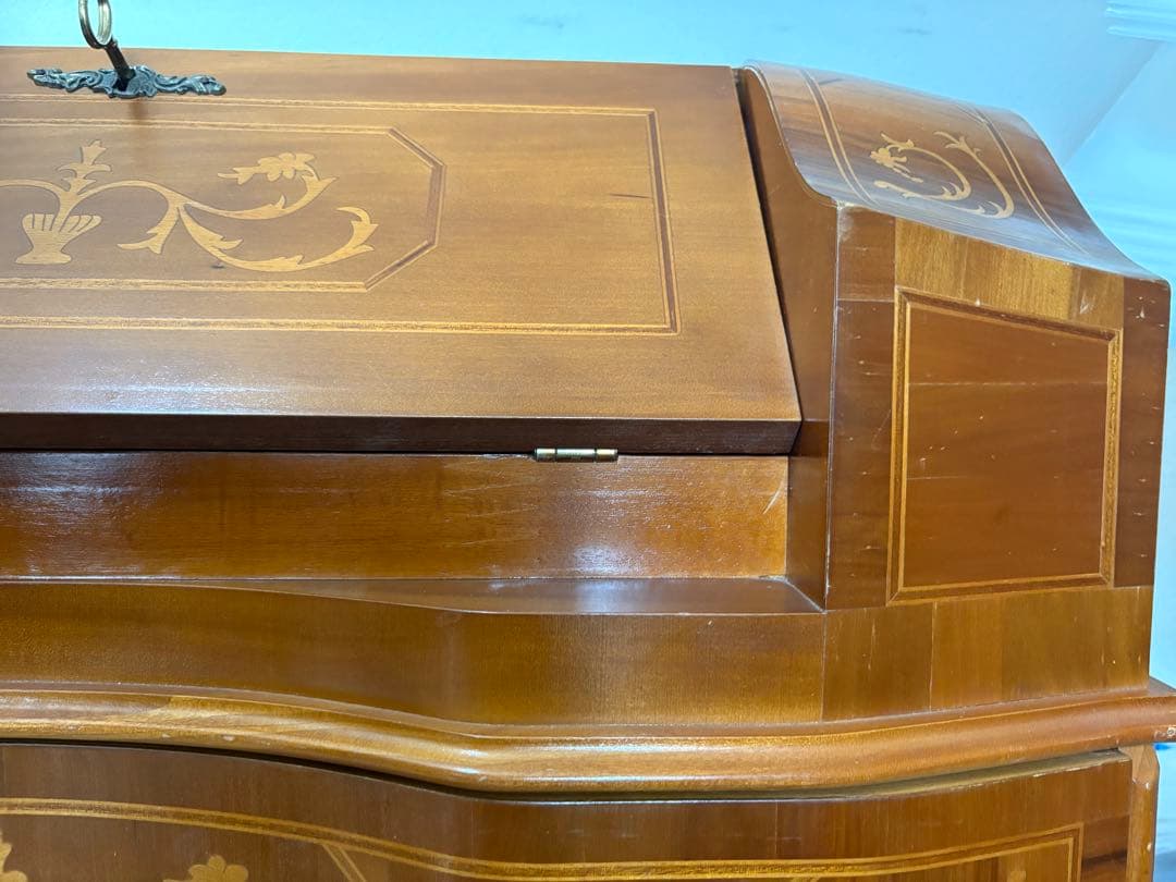 アンティーク イタリア ライディングビューロー 鍵付き 猫脚 象嵌 店舗 什器