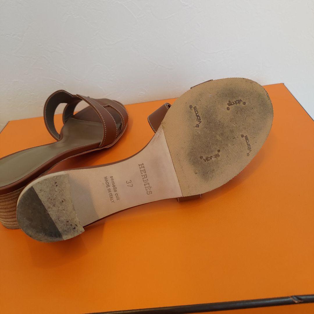 エルメス　オアジス　ゴールド　箱袋ショップカード付き　ソールカバー付き 37