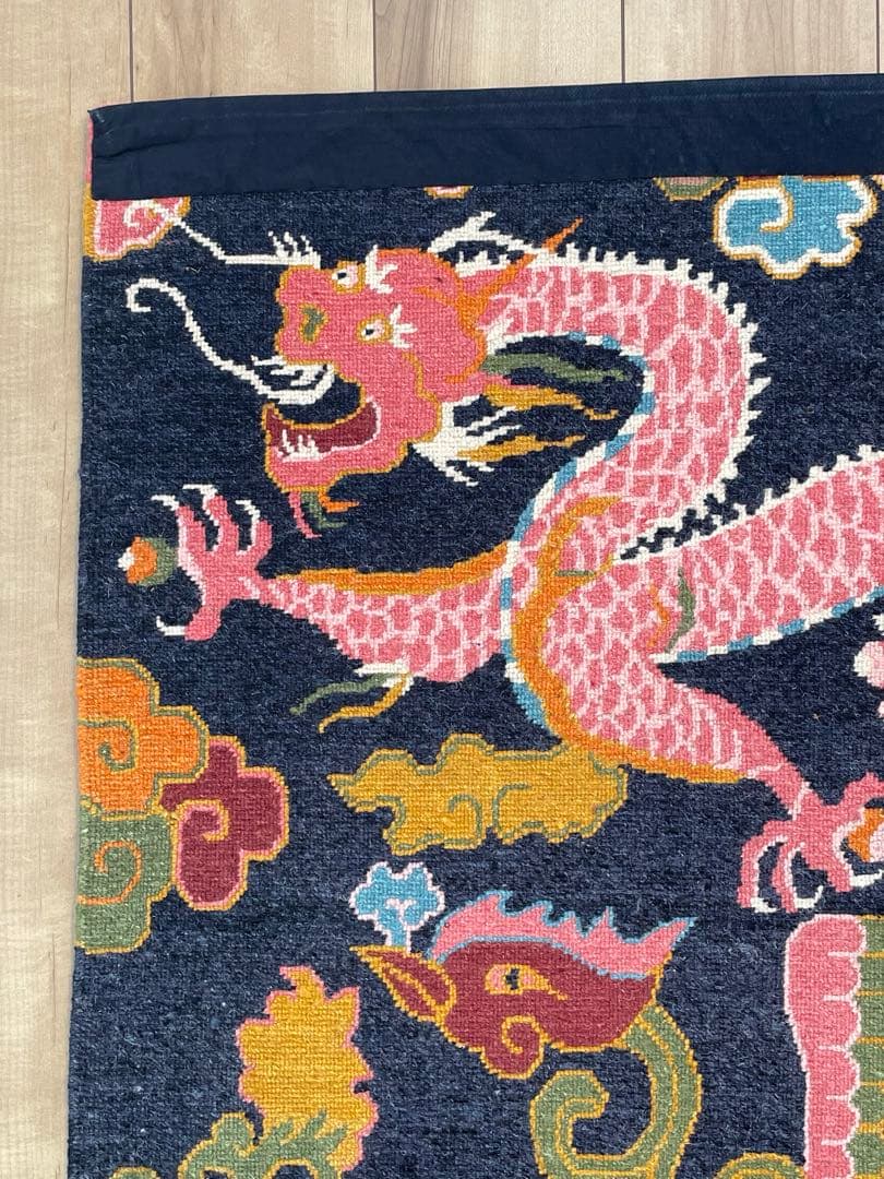 龍と鳳凰　カガマ　norbu lingka ノルブリンカ　チベット絨毯　ドラゴン