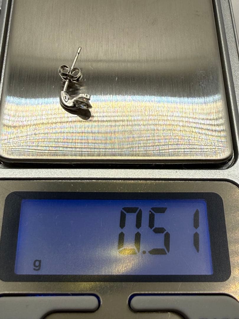 プラチナ　ダイヤモンドピアス　片耳のみ