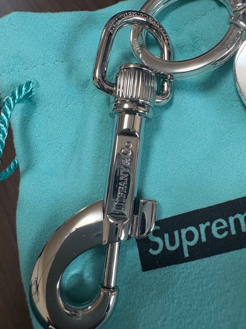 Tiffany Supreme キーリング