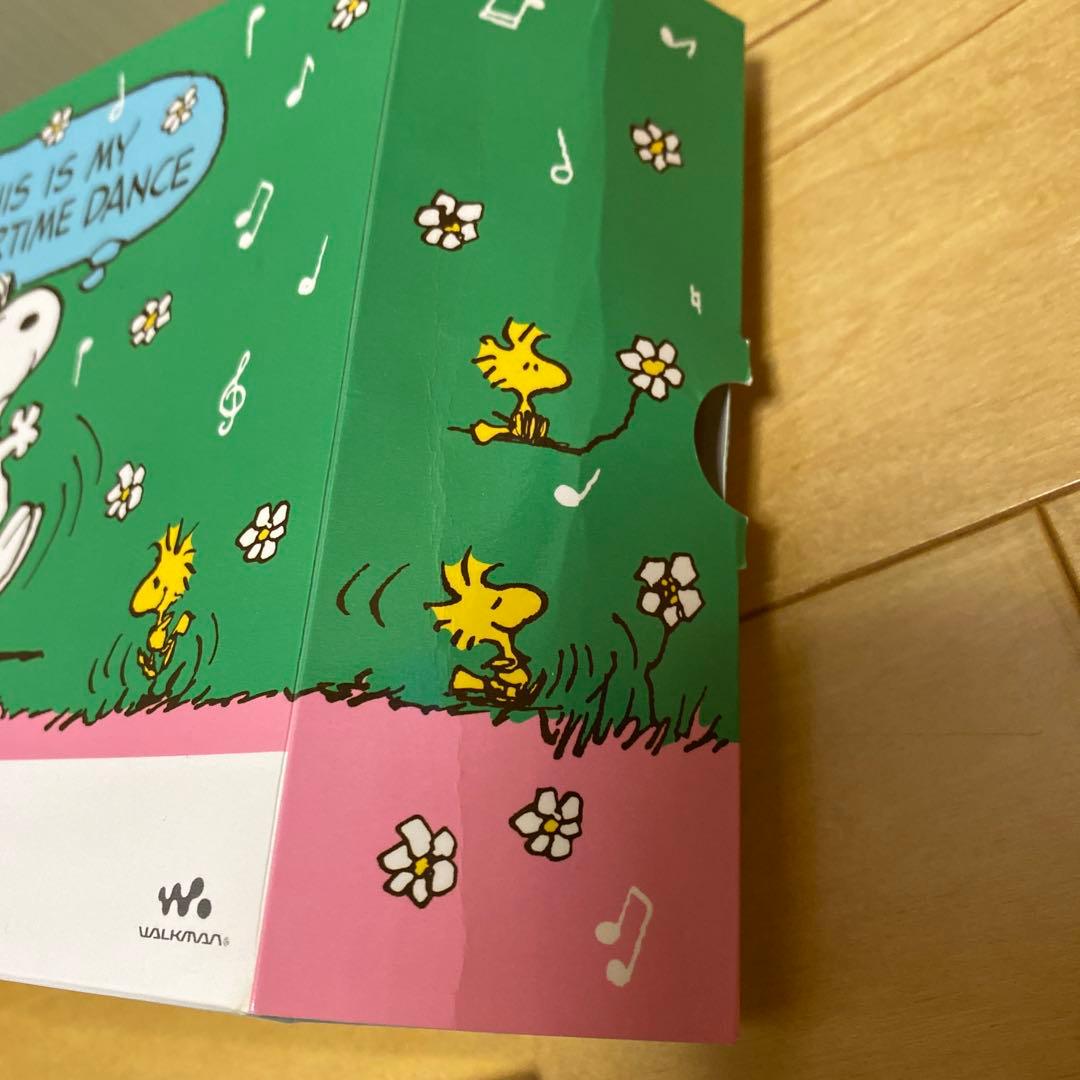 SONY ウォークマン ホワイト　スヌーピーコラボ　Bluetooth 対応