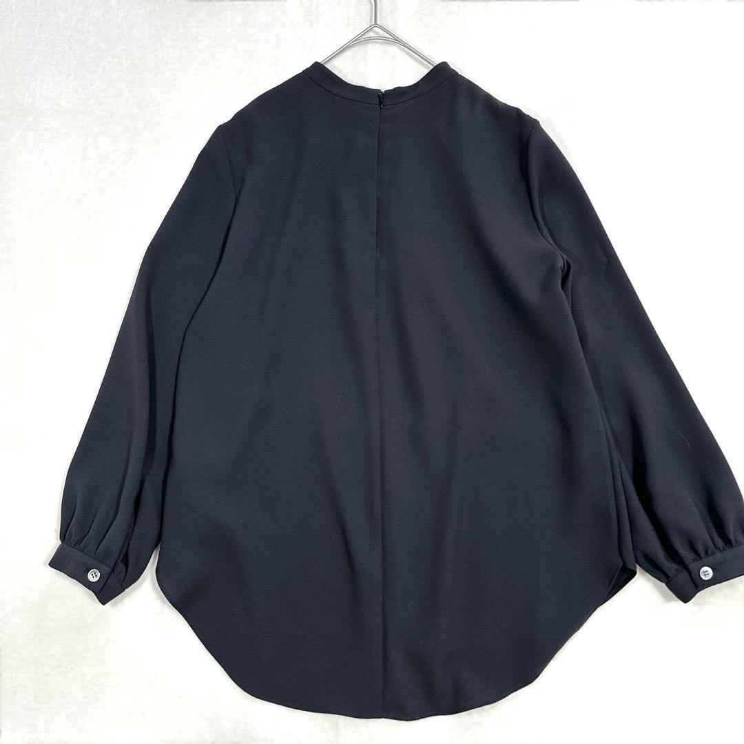 極美品 セオリー スタンドカラー ブラウス とろみ バンドカラー 黒 ギャザー