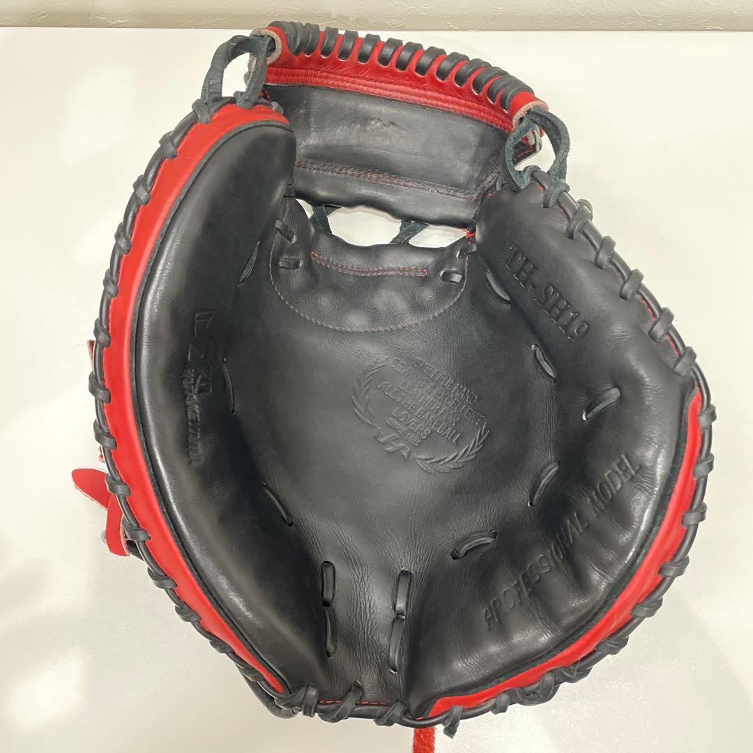 ハタケヤマ キャッチャーミット　甲斐拓也モデル　黒赤