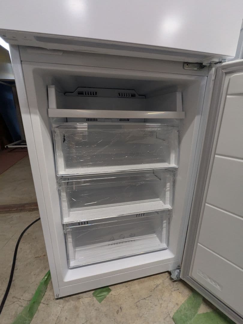 24年製 ニトリ 274L 2ドアファン式 冷凍冷蔵庫 NR-274L WH