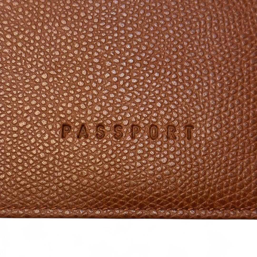 【saasi 様】CELINE パスポートケース 本革 イタリアロゴ刻印