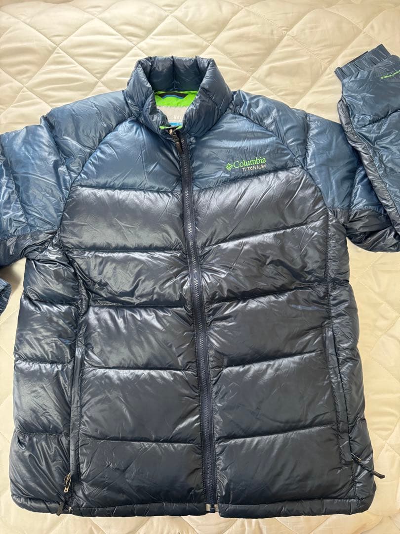 Columbia Titanium ダウンジャケット ネイビー