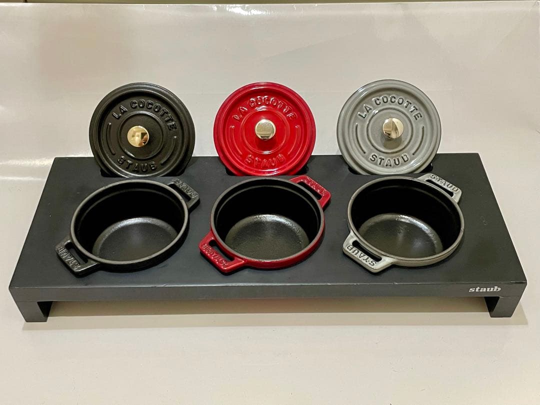 STAUB ミニココット　3個＋スタンドセット
