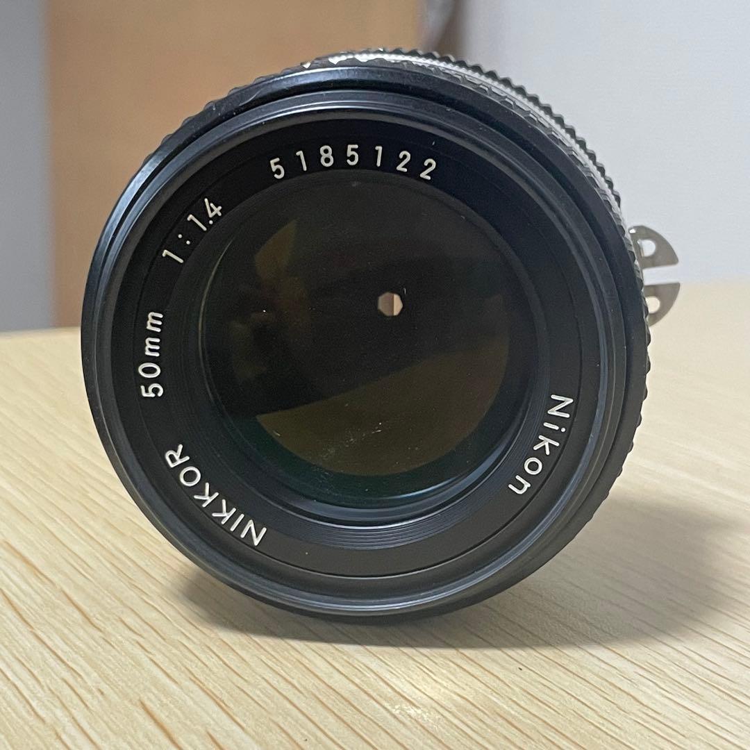 Nikon NIKKOR ai-s 50mm f/1.4 レンズ