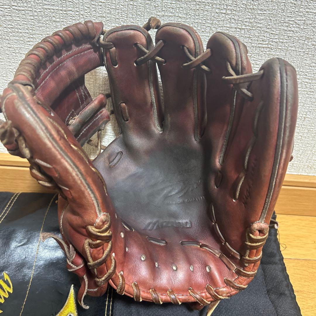 ミズノプロ硬式内野用グローブ