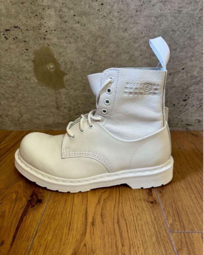 MM6 x Dr.Martens TWIST 8 ホール ブーツ EU38